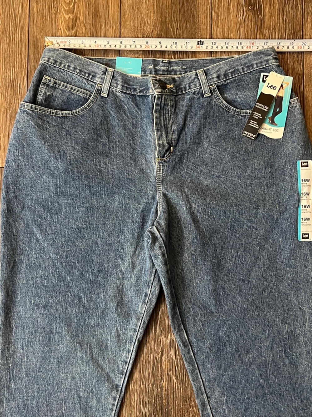 NWT Lee Relaxed Fit Straight Leg Blue Jeans Womens Size 16W Petite - Picture 9 of 14